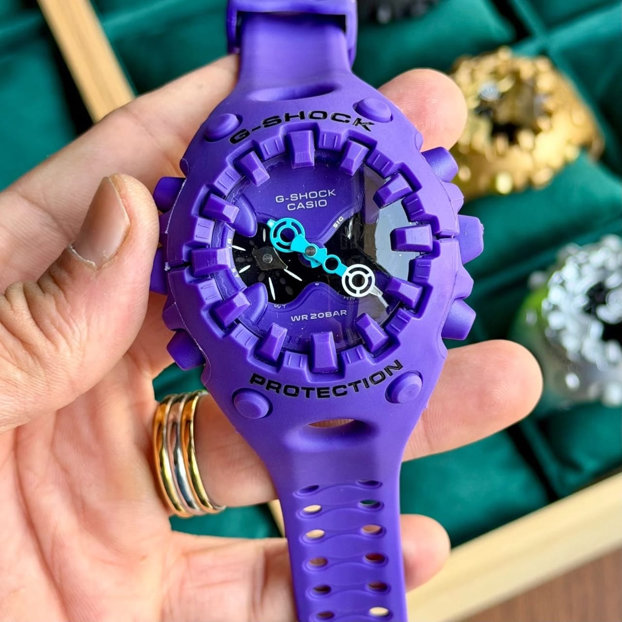 G-Shock GA-V01-1ADR